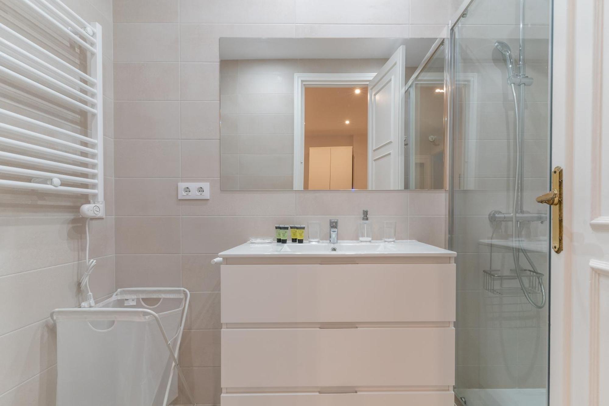 Spacious Central-3Bedrooms 3Bathrooms-Sol Madrid Exterior foto