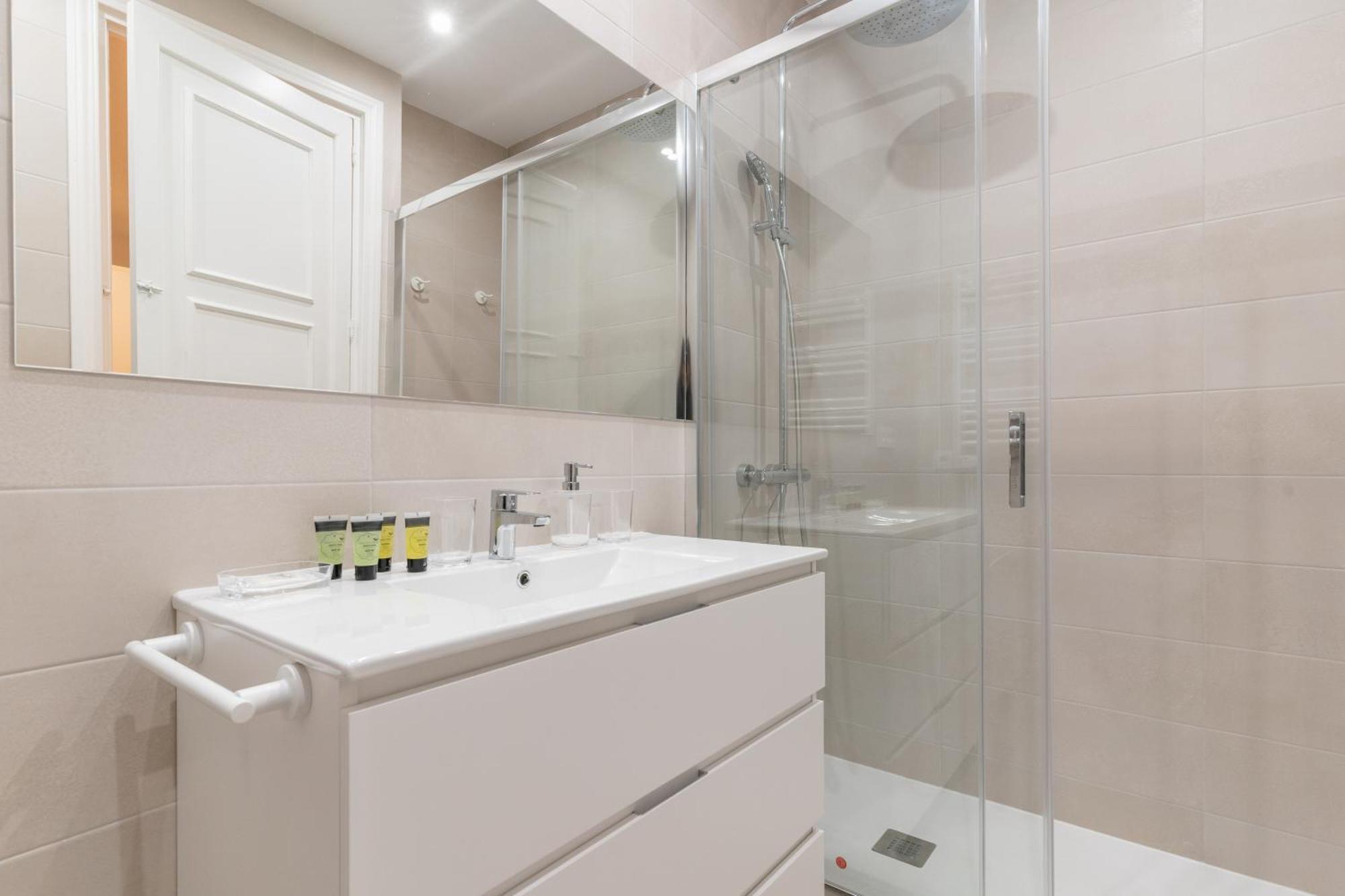Spacious Central-3Bedrooms 3Bathrooms-Sol Madrid Exterior foto
